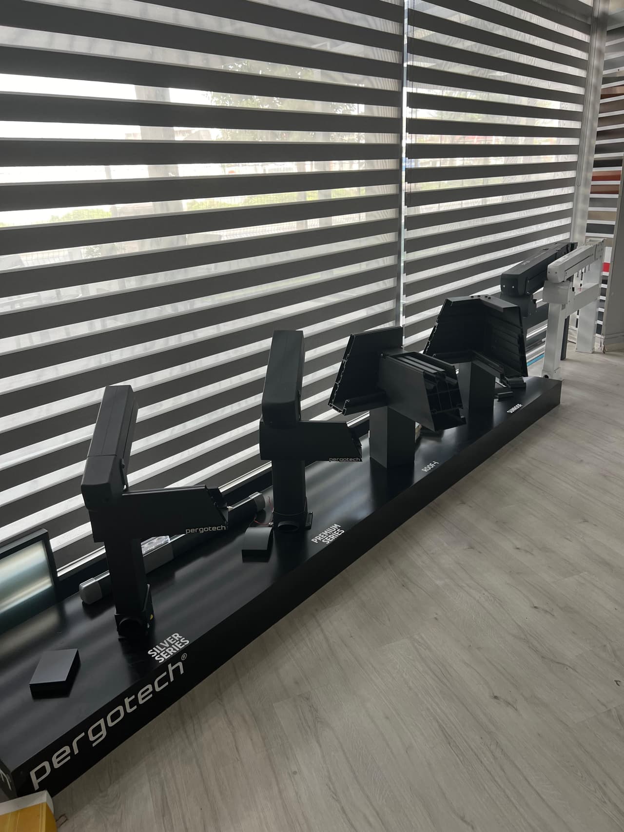 Showroom display stand